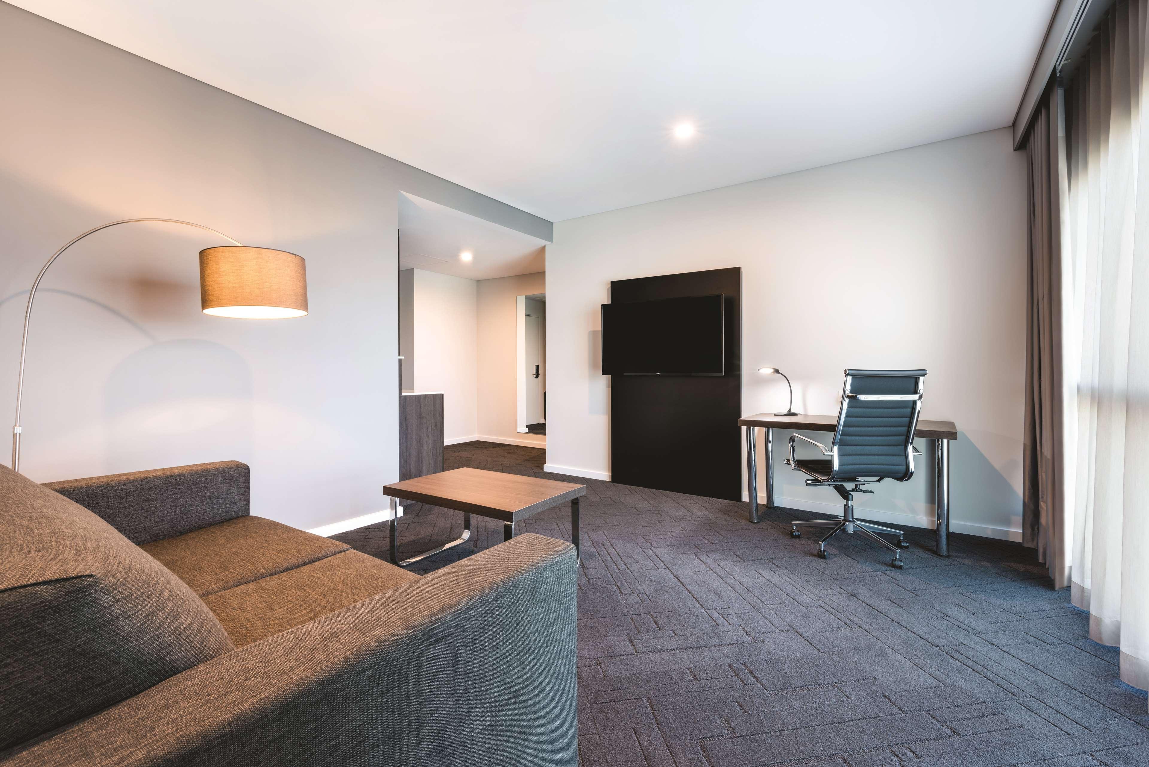 Vibe Hotel Subiaco Перт Экстерьер фото