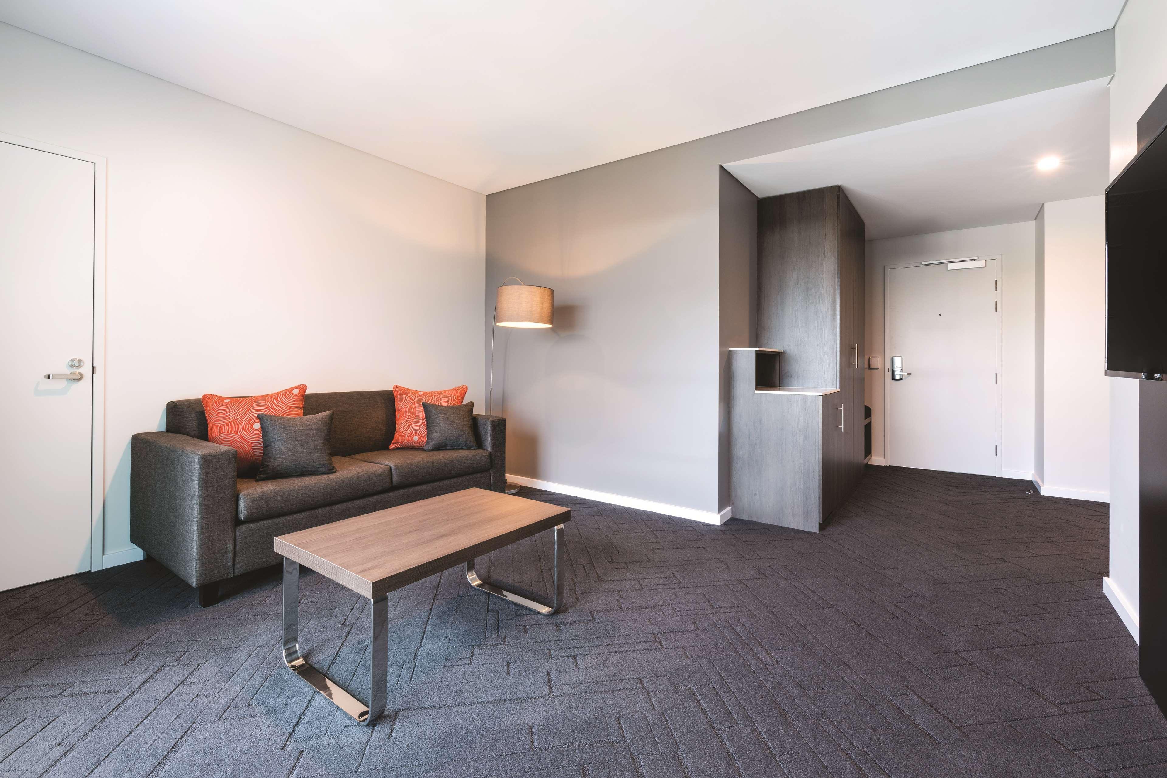 Vibe Hotel Subiaco Перт Экстерьер фото